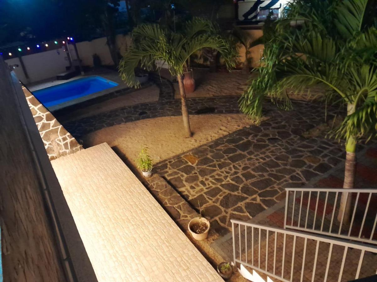 Villa Santa Avec Piscine Et Jardin Pointe aux Piments Eksteriør bilde